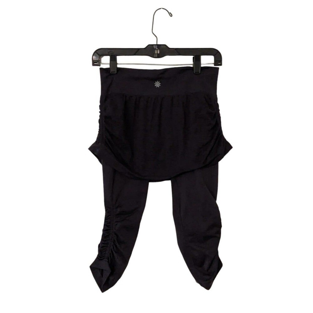 Athleta Skirted Leggings Conservative Full Coverage Capri Length Size M